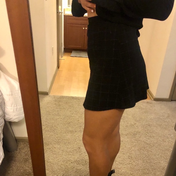 American Apparel Black Miniskirt - Picture 3 of 4